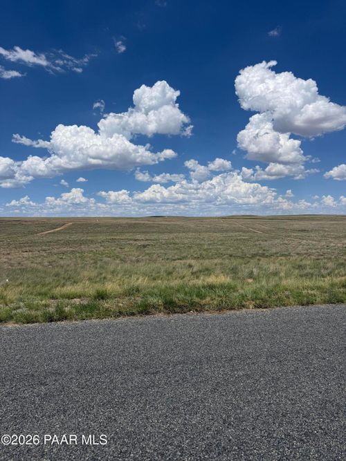 Lot 24d N Quick Draw Place, Prescott Valley, AZ, 86305 | Card Image