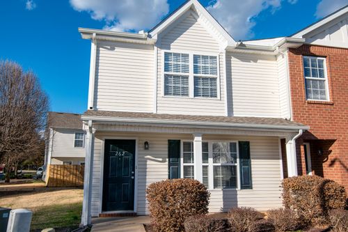 262 Arapaho Dr, Murfreesboro, TN, 37128-5858 | Card Image