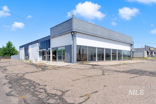 2095 Sw 4th Ave, Ontario, OR, 97914-1946 | Card Image