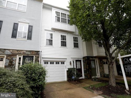 104 Cahill Dr, ALEXANDRIA, VA, 22304-6445 | Card Image
