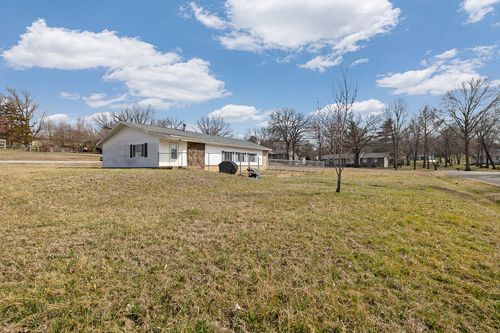 1302 Valley Ave, Ava, MO, 65608-5127 | Card Image