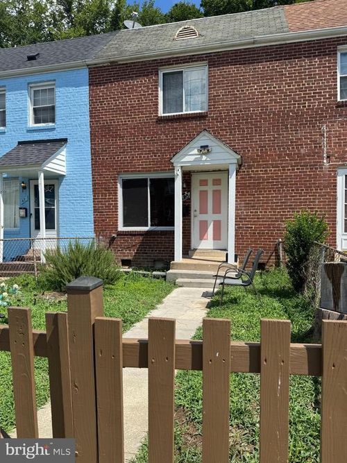 45-45 W Reed, ALEXANDRIA, VA, 22305 | Card Image