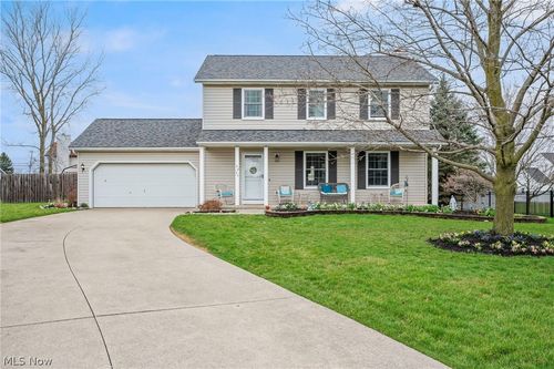 5235 Silver Maple Ln, Medina, OH, 44256-8365 | Card Image