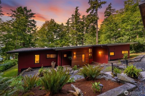2591 Taft Dr, Lummi Island, WA, 98262-8678 | Card Image