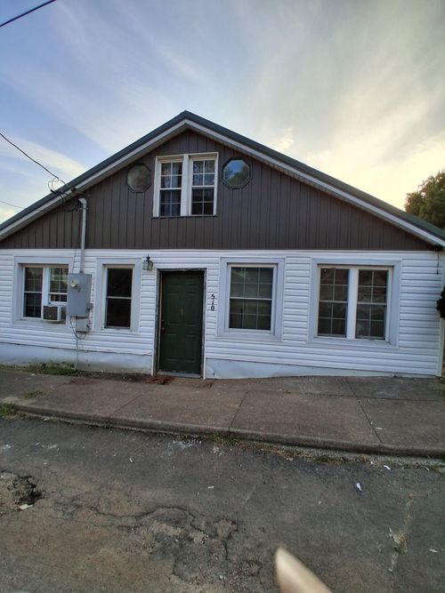 510 Villar St, Fredericktown, MO, 63645-1042 | Card Image
