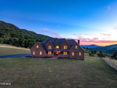 1101 Six Farm Road, House other with 5 bedrooms, 4 bathrooms and null parking in Tazewell VA | Image 3