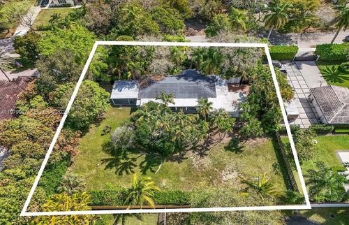 9330 Sw 72nd Ave, Pinecrest, FL, 33156-2904 | Card Image