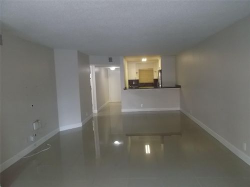 103-2955 Riverside Dr, Coral Springs, FL, 33065-5500 | Card Image