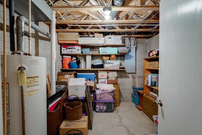 307 Blue Jay Dr, House other with 4 bedrooms, 4 bathrooms and 2 parking in Le Roy IL | Image 37