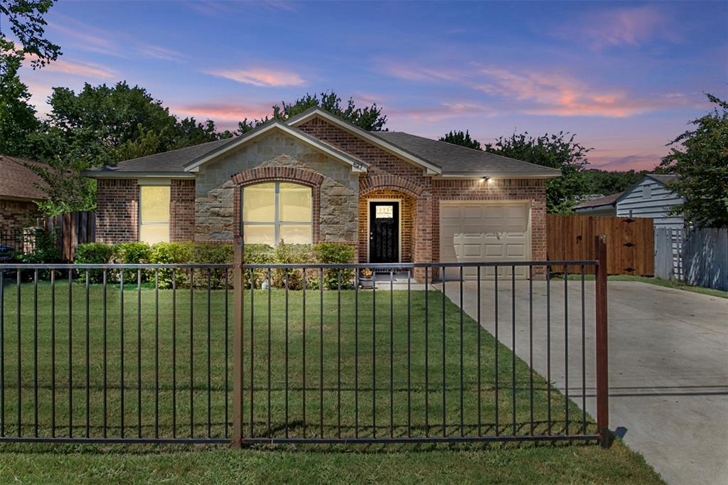 Pleasant Vista Dr, Dallas, TX 75217