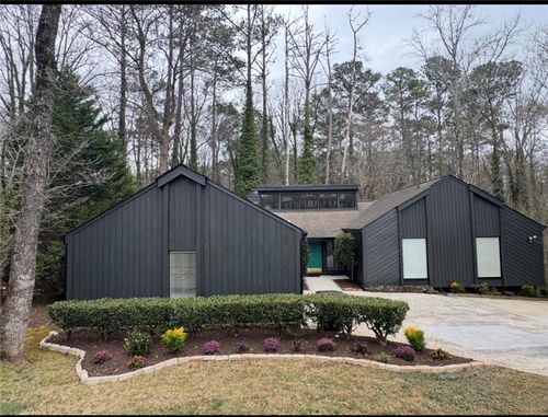 192 Kings Row Ne, Marietta, GA, 30067-4102 | Card Image