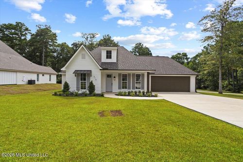 216 E Mccormick Dr, Richton, MS, 39476-9009 | Card Image