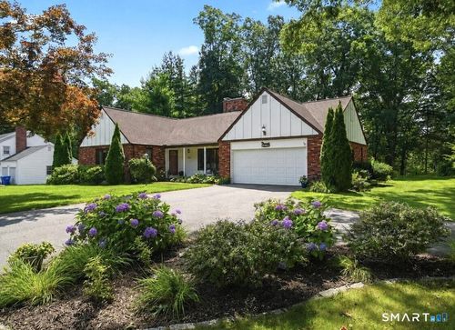 322 Carriage Dr, Glastonbury, CT, 06033-3266 | Card Image