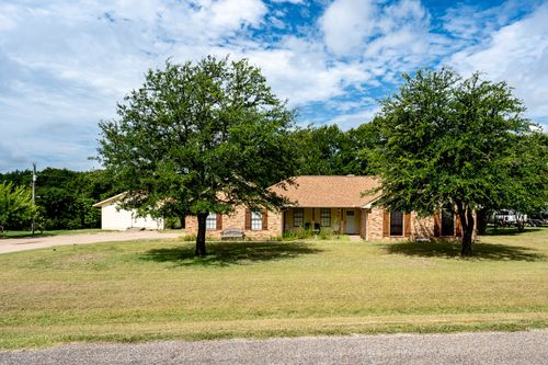 607 Lark Ln, Oak Leaf, TX, 75154-3841 | Card Image