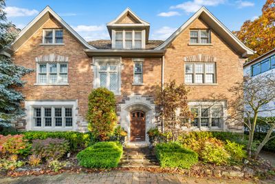 253 Dunvegan Rd, House other with 6 bedrooms, 9 bathrooms and 11 parking in Toronto ON | Image 1