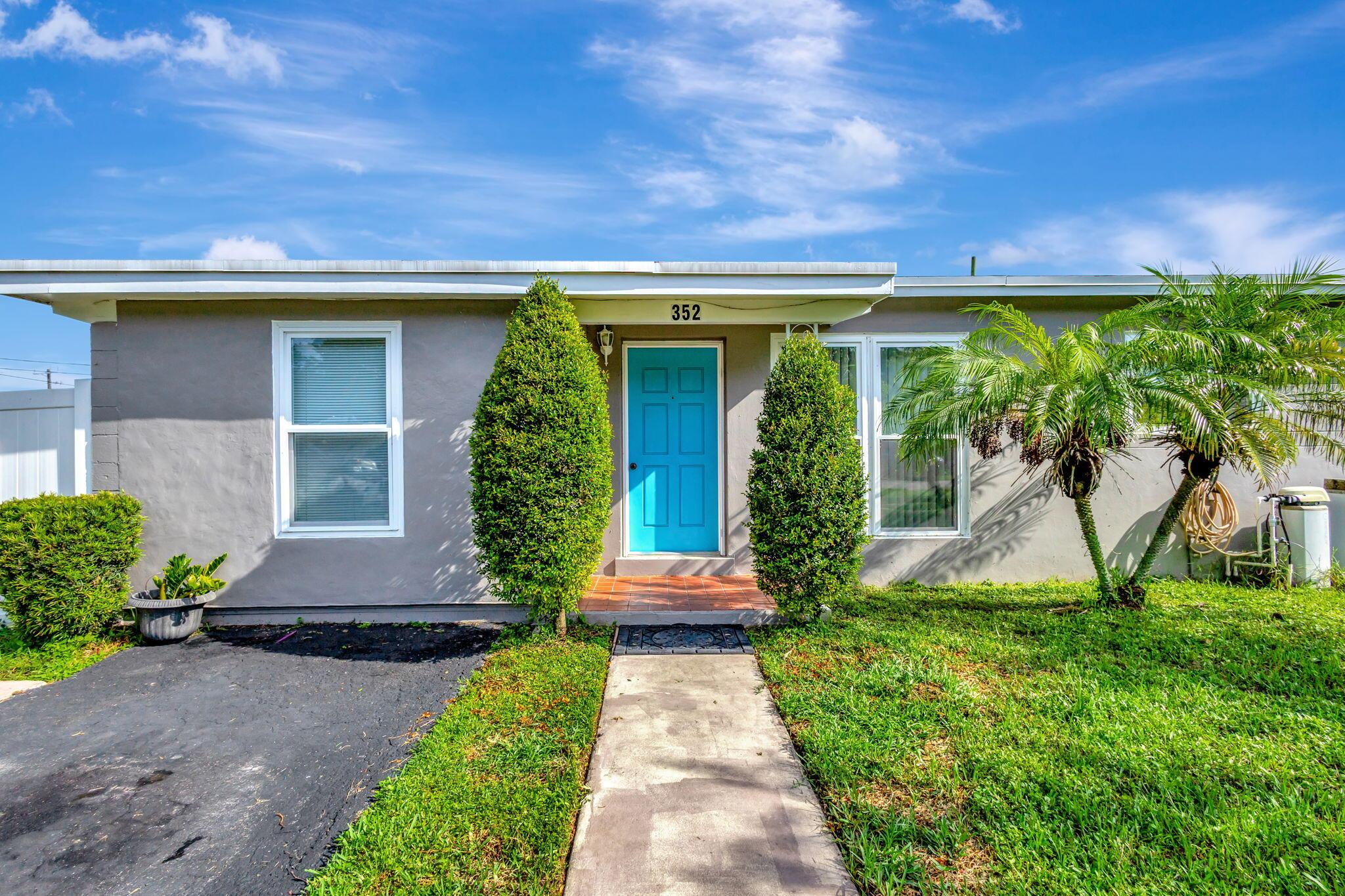 Winged Foot Rd, Palm Springs, FL 33461