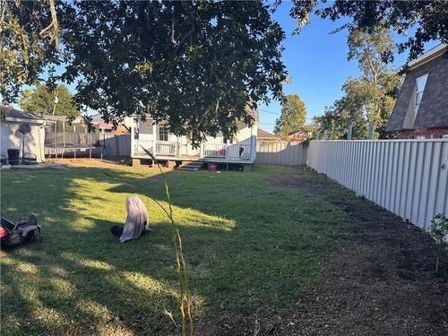 3613 Rose St, Chalmette, LA, 70043-2033 | Card Image