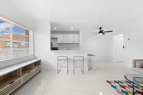 202-7333 Gary Ave, Miami Beach, FL, 33141-2568 | Card Image