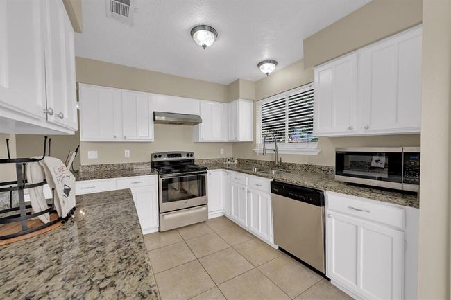 4803 Bridgemont Ln, House other with 3 bedrooms, 2 bathrooms and 2 parking in Spring TX | Image 13