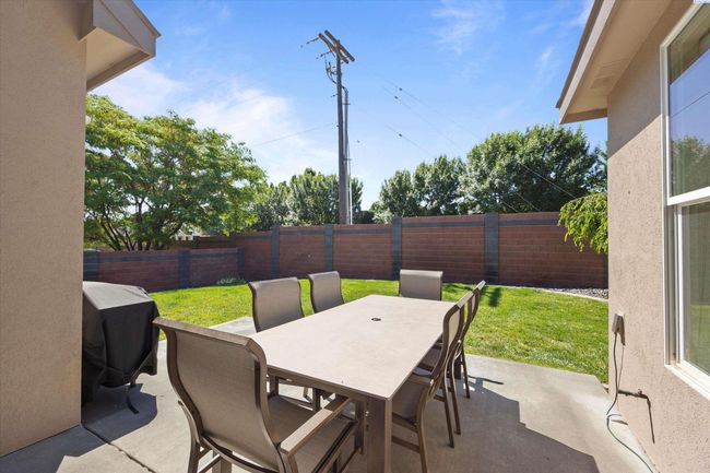 586 Lodi Loop, Home with 4 bedrooms, 3 bathrooms and null parking in Richland WA | Image 9