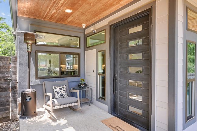 Covered Front Patio | Image 14