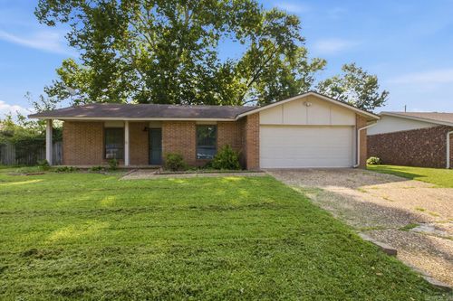19 Creekridge Cir, North Little Rock, AR, 72120-1905 | Card Image