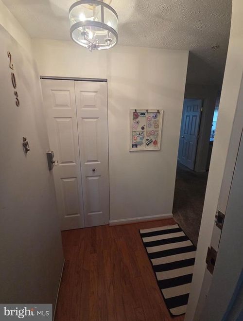 unit-203-699 Winding Stream Way, ODENTON, MD, 21113-4501 | Card Image