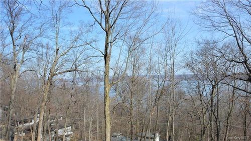 242 Tweed Blvd, Nyack, NY, 10960-5013 | Card Image