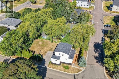 42 Germain St, Moncton, NB, E1A3X6 | Card Image