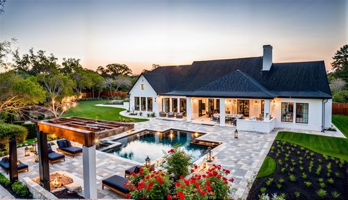 208 Stonegate Ln, Dripping Springs, TX, 78620-3338 | Card Image