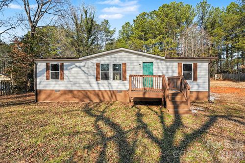 6423 Helens Way, Denver, NC, 28037-9740 | Card Image