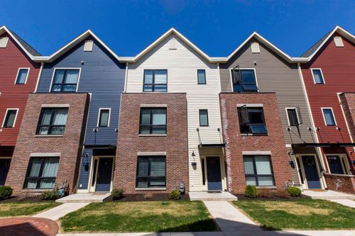 apt-5-327 S Frances St, South Bend, IN, 46617-3225 | Card Image