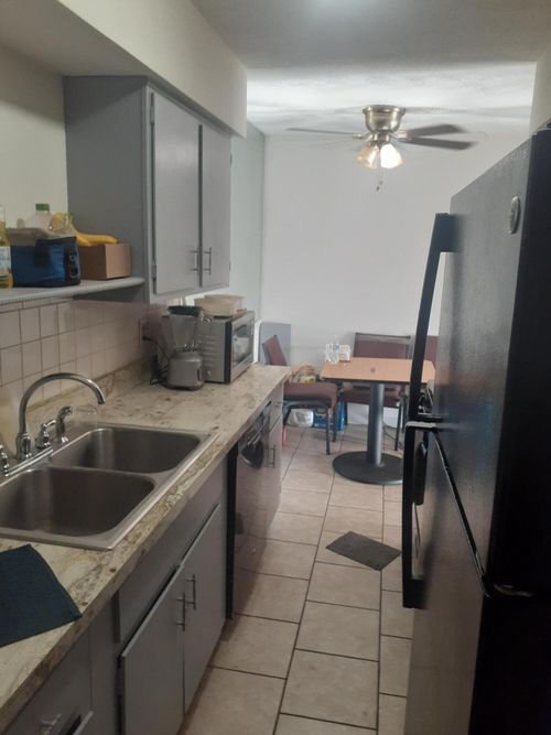 c-9-1281 Village Dr, Lexington, KY, 40504-1864 | Card Image