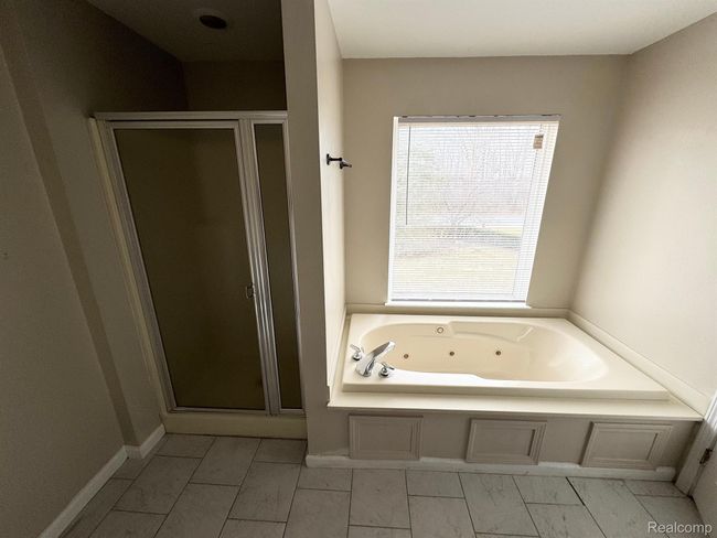 5144 Hickory Pointe Blvd, House other with 4 bedrooms, 3 bathrooms and null parking in Ypsilanti MI | Image 23