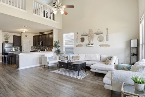 11935 Curtis Hl, San Antonio, TX, 78254-5001 | Card Image