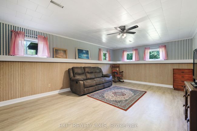 42 Strickland Rd, House other with 3 bedrooms, 2 bathrooms and 8 parking in Lombardy ON | Image 22