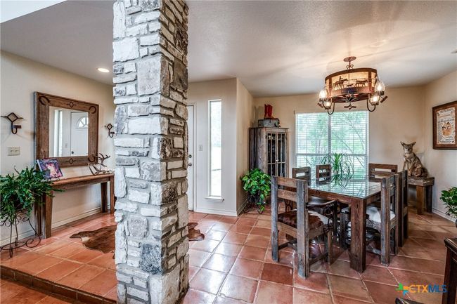 10767 Rosemar Ln, House other with 3 bedrooms, 3 bathrooms and null parking in Adkins TX | Image 9