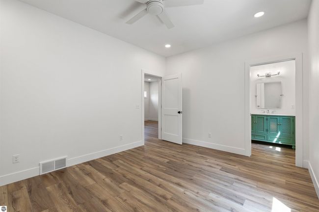 202 W Carpenter St, House other with 3 bedrooms, 2 bathrooms and null parking in Charlevoix MI | Image 8