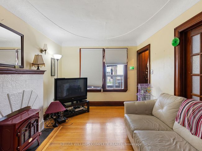174 Park Row N, House other with 2 bedrooms, 2 bathrooms and null parking in Hamilton ON | Image 12