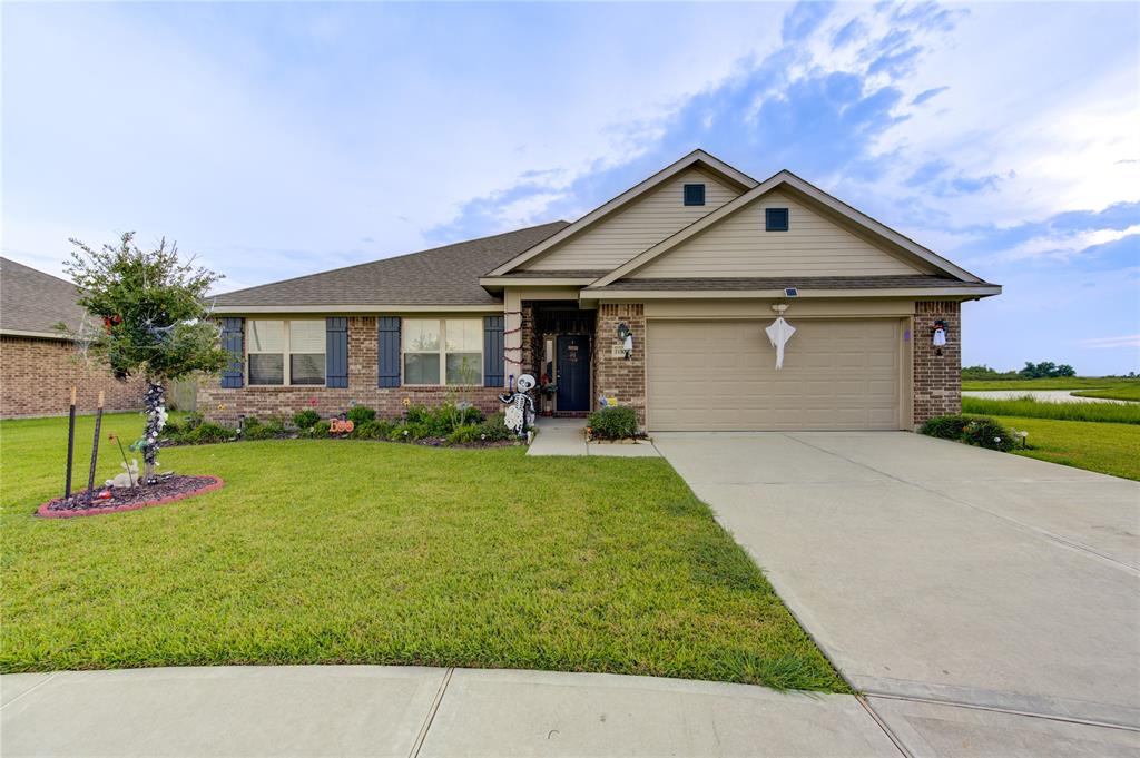 Webber Ln, Texas City, TX 77591