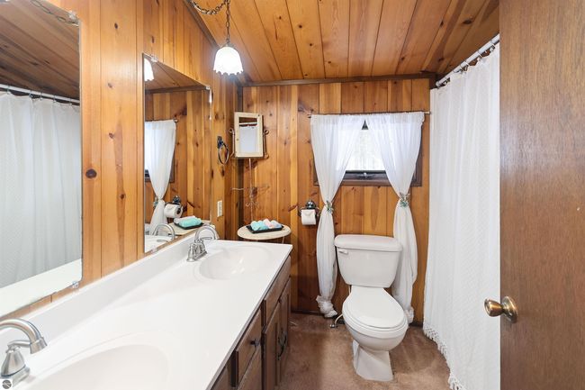 2481 S Schomberg Rd, House other with 3 bedrooms, 2 bathrooms and null parking in Lake Leelanau MI | Image 33