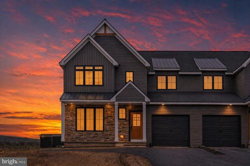 27 Lausch Rd, DENVER, PA, 17517-9014 | Card Image