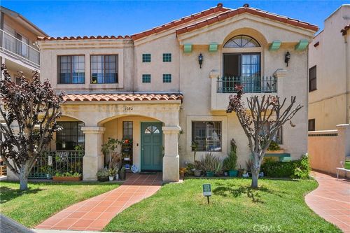 a-1052 Belmont Avenue, Long Beach, CA, 90804 | Card Image