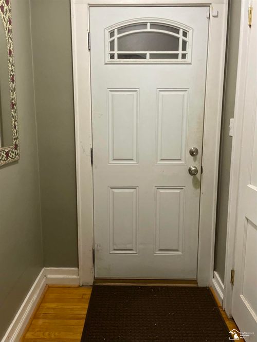 26 E Grove St, Monroe, MI, 48162-2916 | Card Image