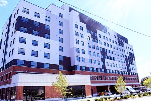 404-1 Wellington St, Brantford, ON, N3T2L3 | Card Image