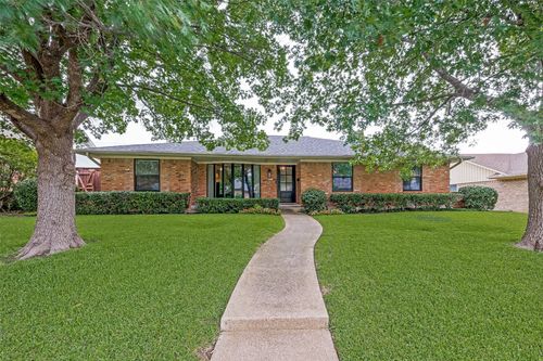 9615 Millridge Dr, Dallas, TX, 75243-6117 | Card Image