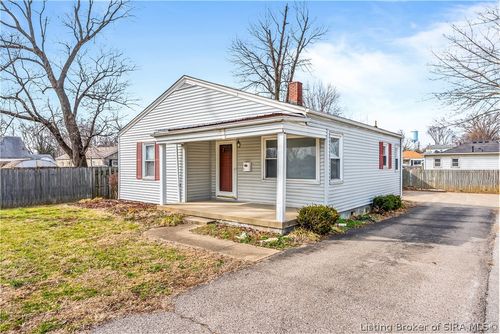 1327 E 8th St, Jeffersonville, IN, 47130-4461 | Card Image