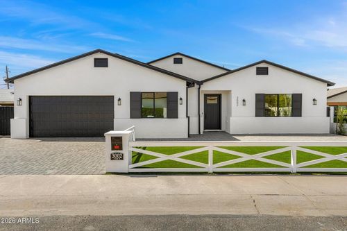 3002 N 53rd Pl, Phoenix, AZ, 85018-8009 | Card Image