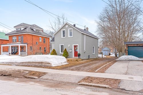 356 Manly St, Midland, ON, L4R3C9 | Card Image