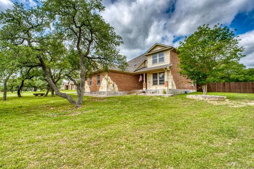 326 Sunrise Hls, Lampasas, TX, 76550-4051 | Card Image
